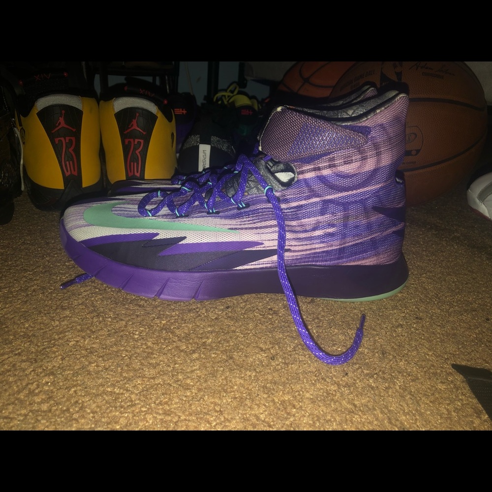 Nike HyperRev (2014) (Paul George pe)